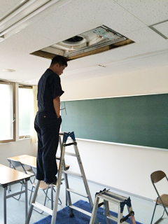 業務用のエアコン洗浄